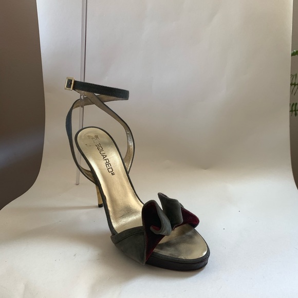 Party heels - Picture 6 of 9